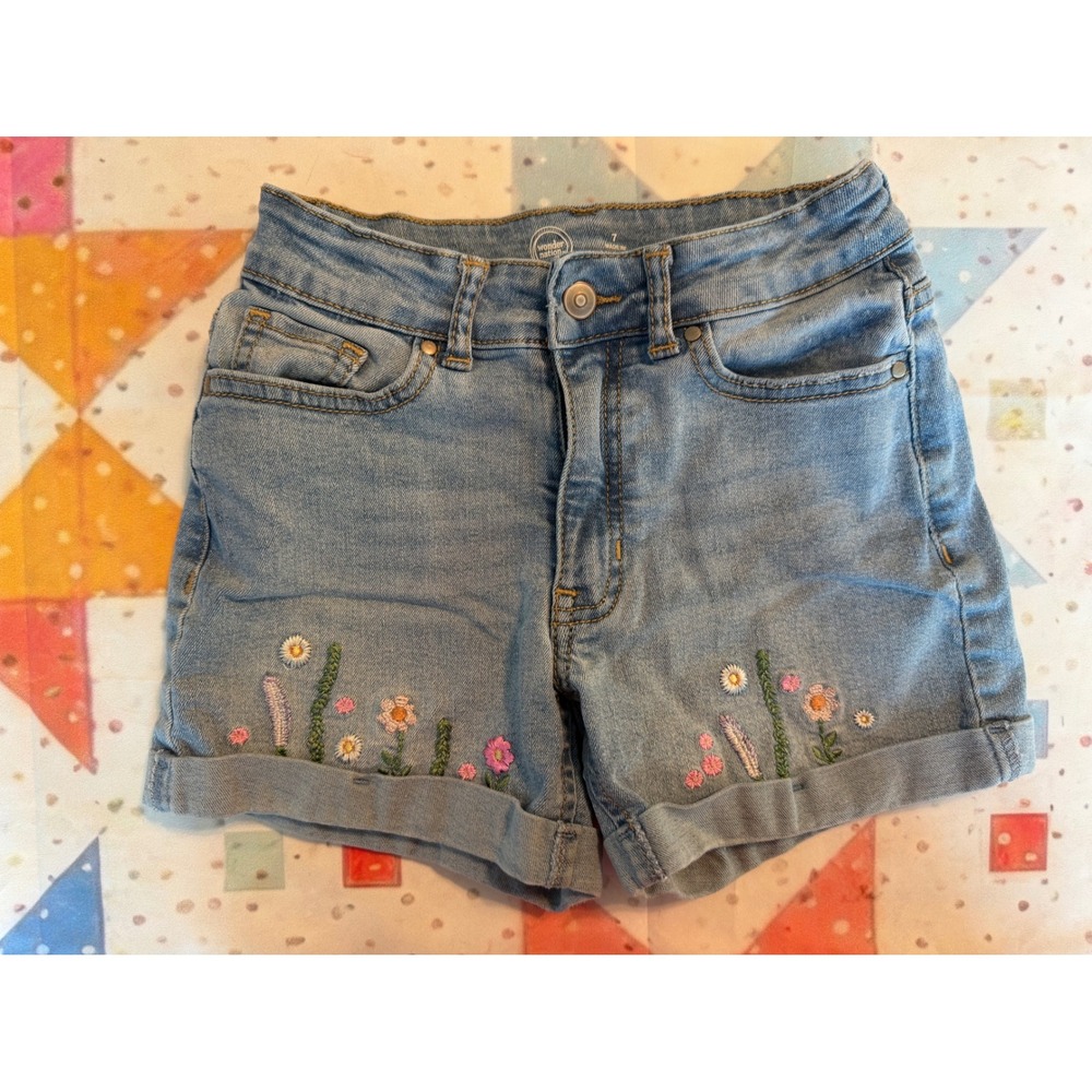 Wonder Nation Girls Light Wash Denim Shorts Floral Embroidered Cuffed Size 7